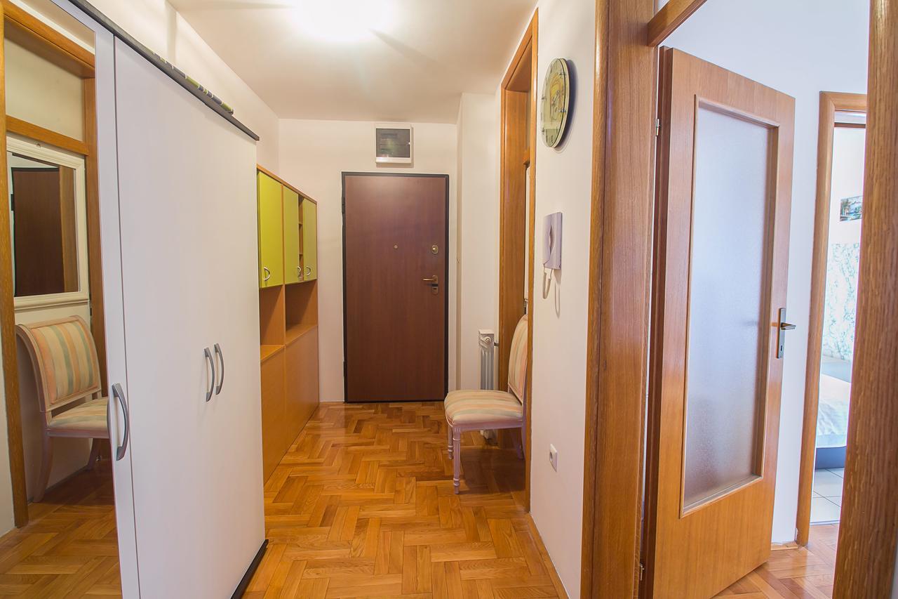 Stan Na Dan Banja Luka Exterior foto