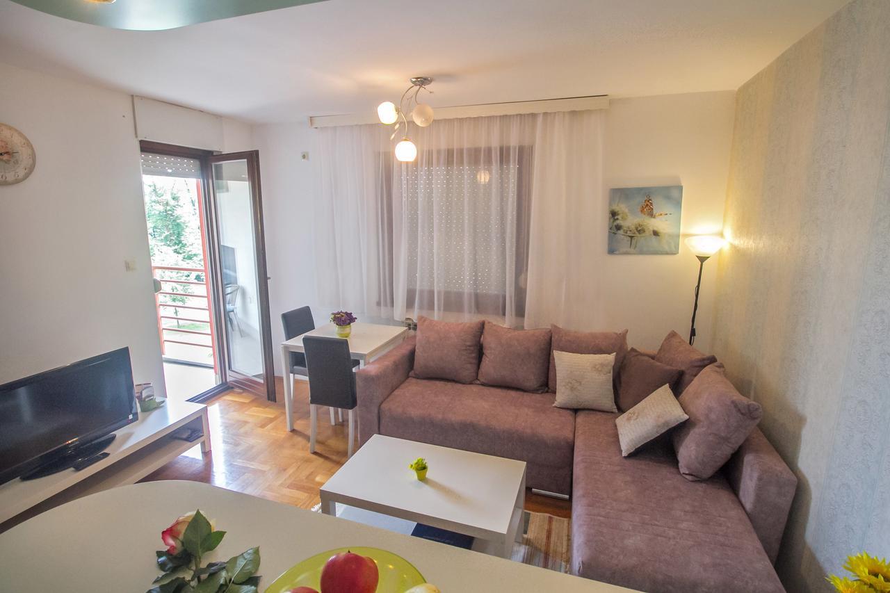 Stan Na Dan Banja Luka Exterior foto